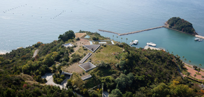 Read more about the article 7 Art Spaces To Visit in Naoshima