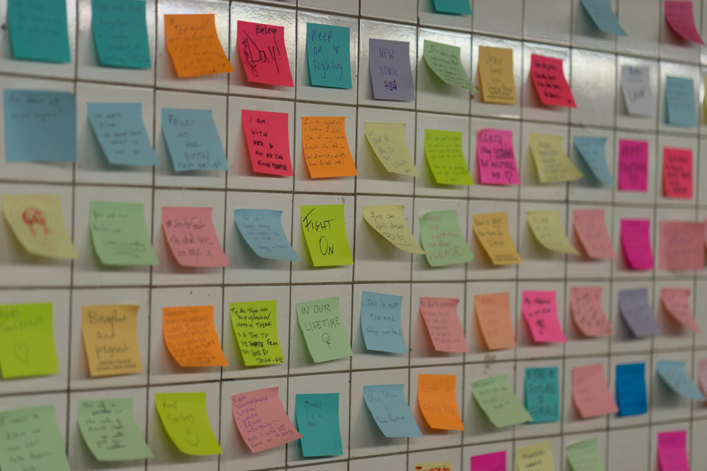 Read more about the article Inspirational Post-It Note Installation Finds Its Way Into History
