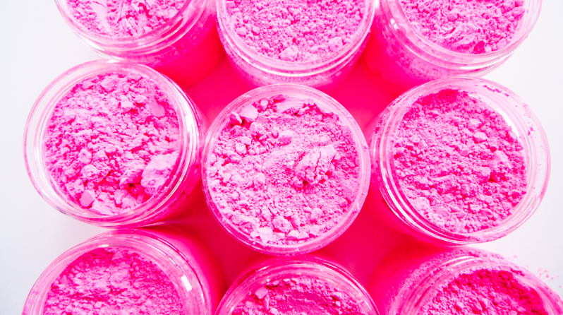 Read more about the article The Pigment War: #ShareTheBlack
