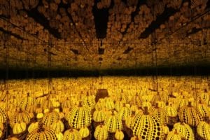 Read more about the article Yayoi Kusama’s “Infinity Mirror Rooms” at The Broad: When to Buy Tickets & More