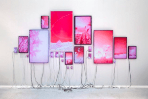 Read more about the article 5 Instagram Accounts of Technology-Friendly Artists
