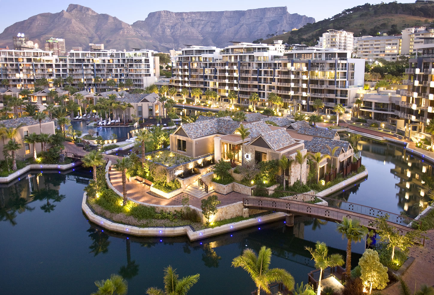 Read more about the article 3 Luxury Hotels That Art Lovers Will Enjoy