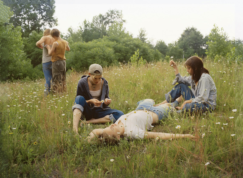 Read more about the article Teenage Girls are Masters of the American Frontier in Justine Kurland’s Girl Pictures