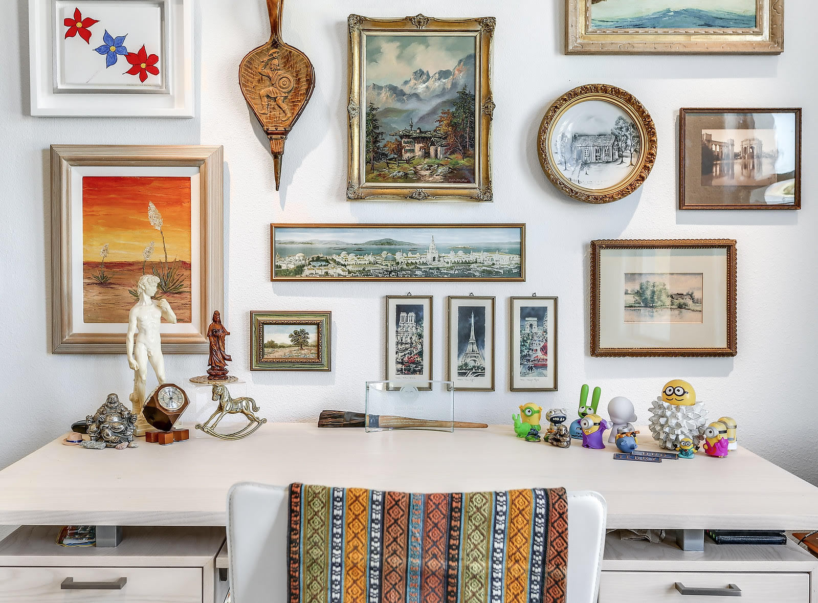 Tips for Curating Art Pieces in the Home